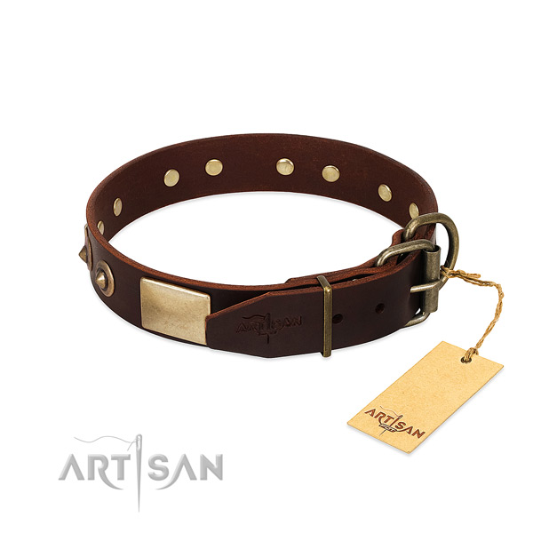 Strong hardware on easy wearing dog collar