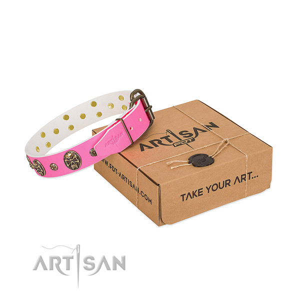 Rust-proof buckle on full grain leather dog collar for comfy wearing