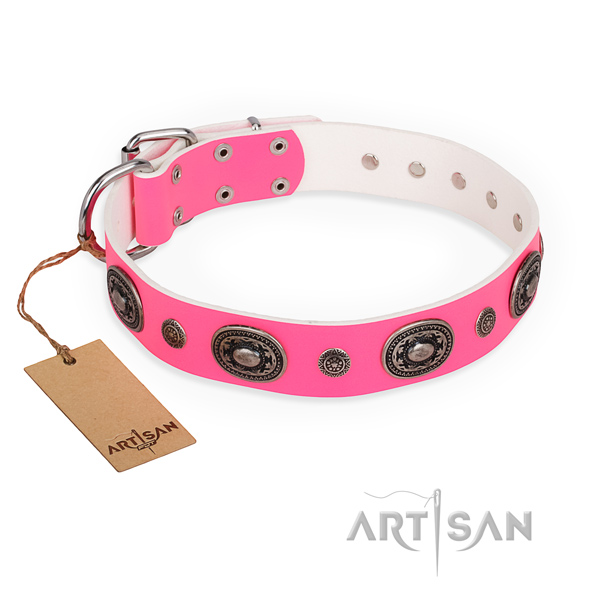 Reliable natural genuine leather dog collar made for handy use