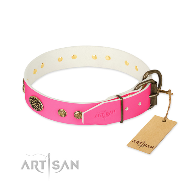 Reliable fittings on full grain leather dog collar for your doggie